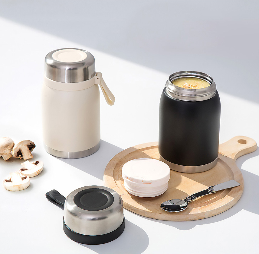 detail of 700ml/1000ml Vacuum insulated food container storage with handle for soup, smoothie bowl, oatmeal