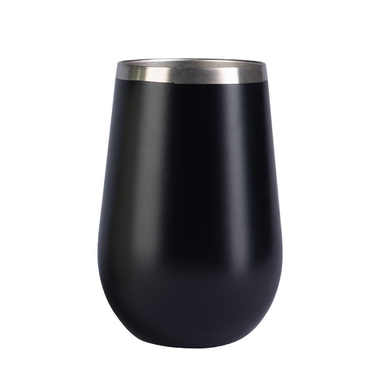 detail of 12oz Vacuum insulated stainless steel wine cup with press-in lid