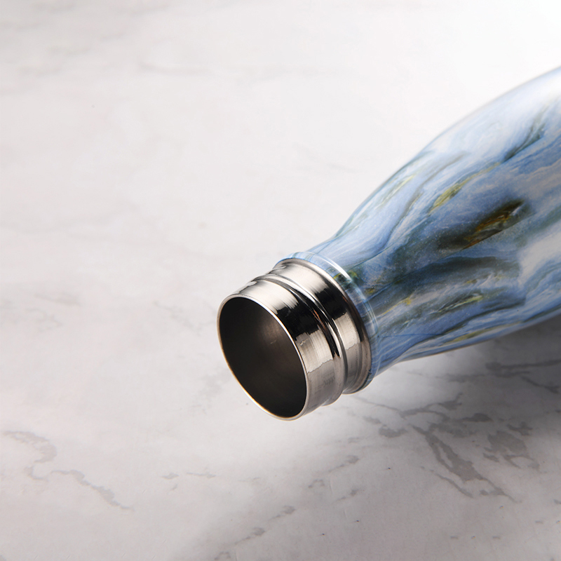 detail of Vacuum Flask 350mlCoke Bottles