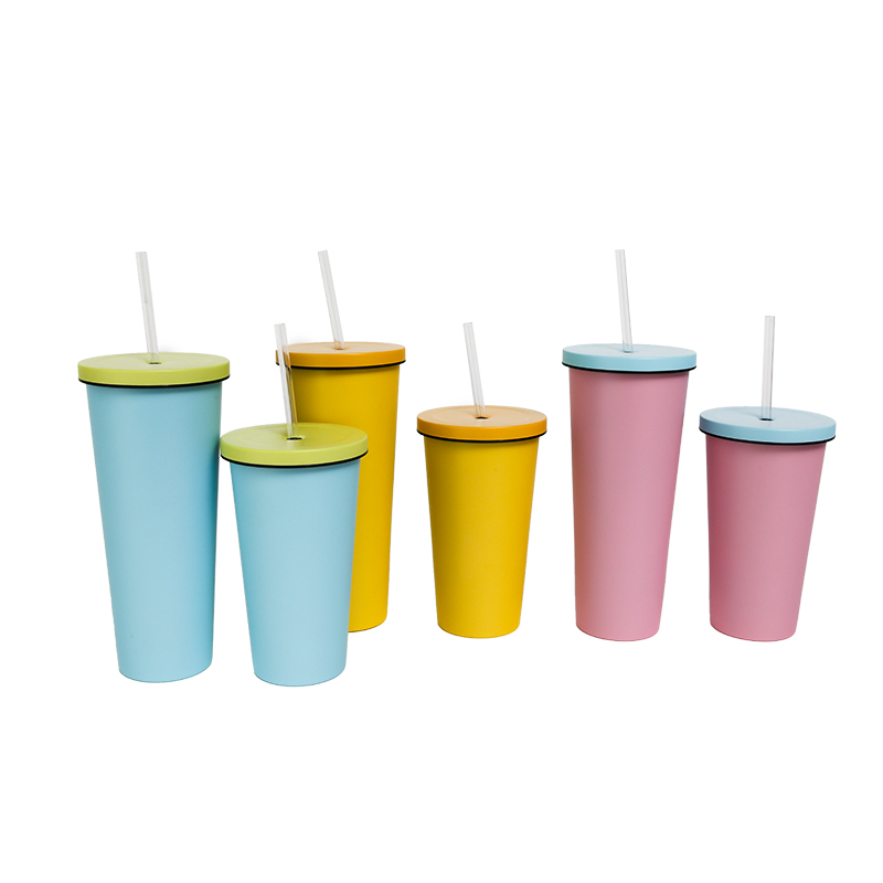 detail of Insulated Tumbler With Straw