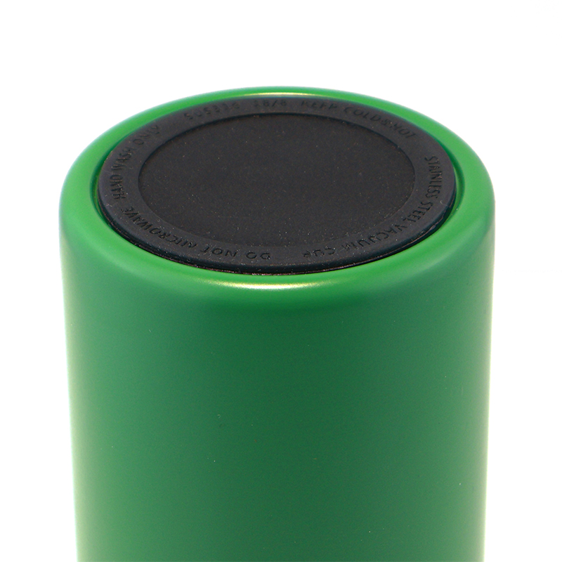 detail of 350ml Stainless steel vacuum insulated slim coffee cup with seal lid