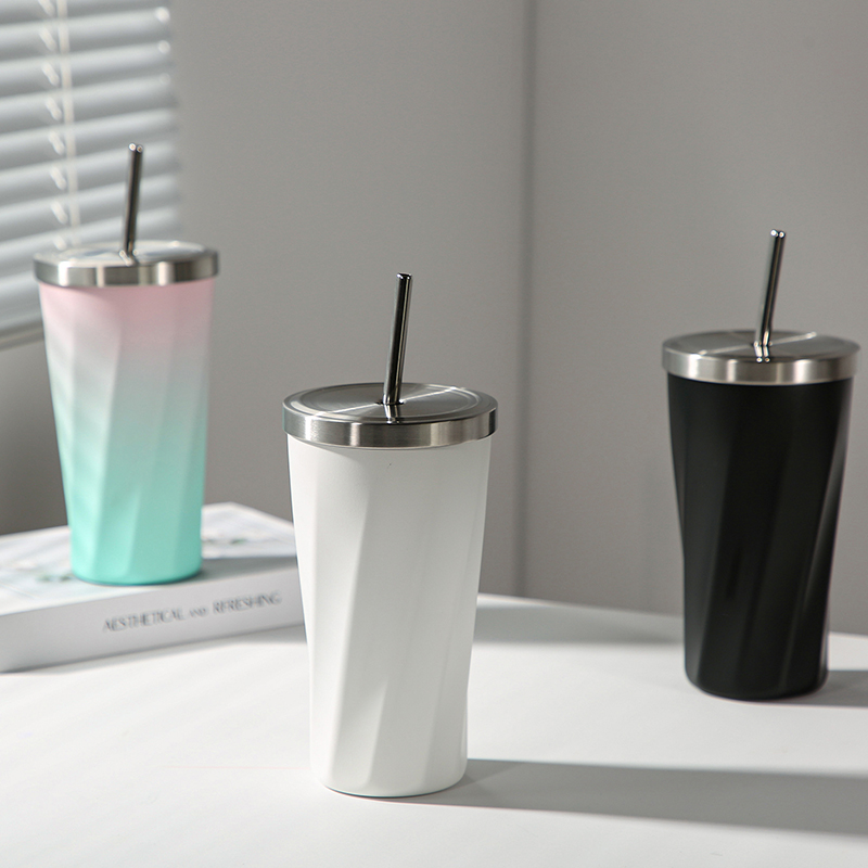 detail of 20oz Stainless steel iced coffee cup with straw and lid special shape
